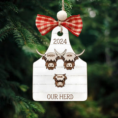 Highland cow_ family christmas ornament_ farmhouse Christm